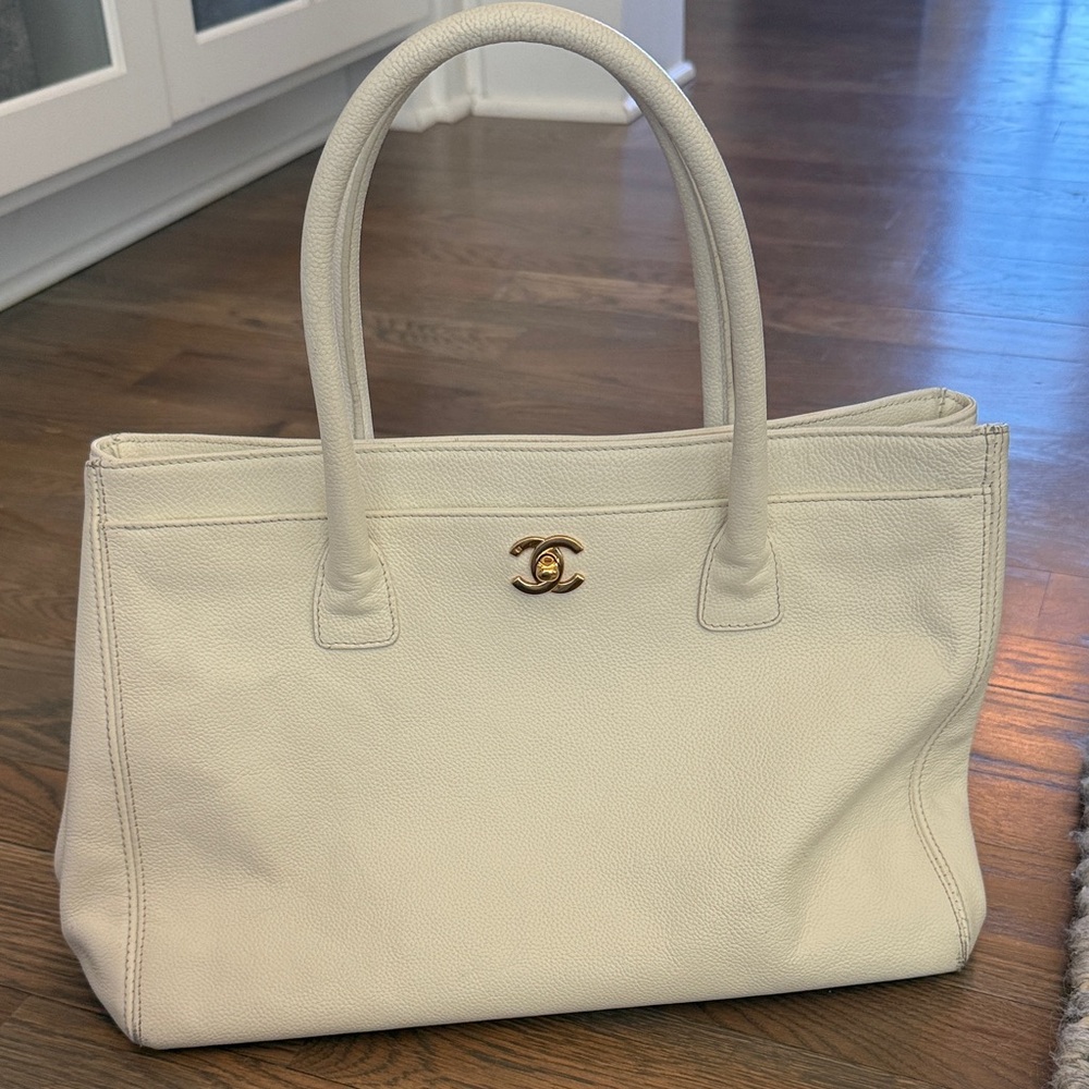CHANEL Ivory cerf Tote with Gold Accent